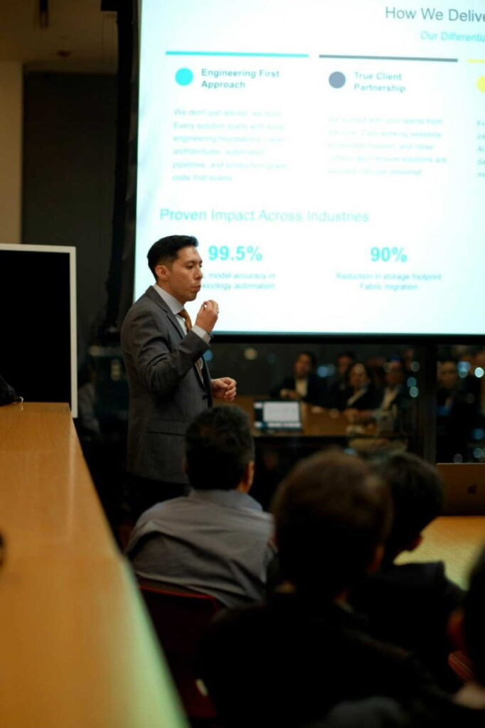 Alexis Estévez, manager de data & AI, fue uno de los conferencistas que intervino en el evento. (North Highland)