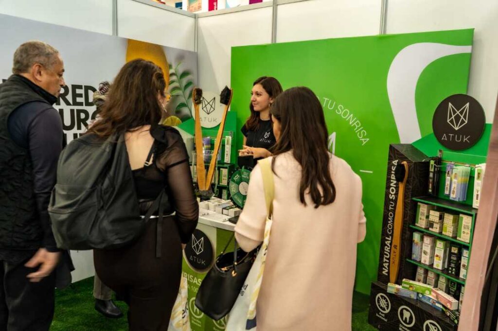 En la cumbre estuvo Atuk, empresa que elabora productos de higiene oral, amigables con el medio ambiente. (Blanca Quispe)